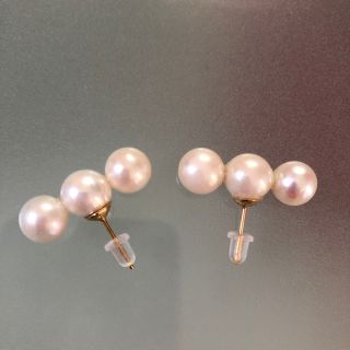 三連パール　ピアス(ピアス)