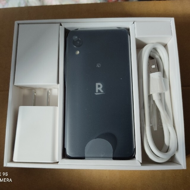 Rakuten(ラクテン)の楽天ミニ　ケース スマホ/家電/カメラのスマートフォン/携帯電話(スマートフォン本体)の商品写真