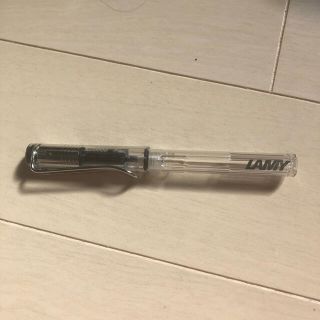 ラミー(LAMY)のLAMY 万年筆　美品(ペン/マーカー)