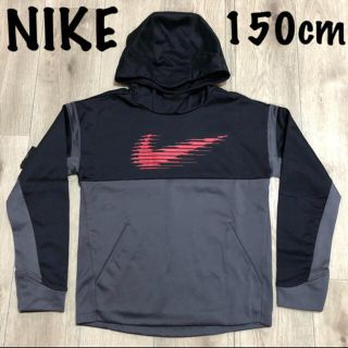 ナイキ(NIKE)の150 ナイキ裏ボアトレーナー　フーディー　裏起毛　黒　ナイキフーディー(Tシャツ/カットソー)