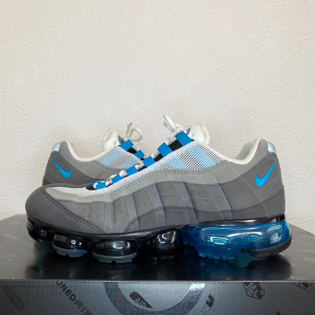 NIKE(ナイキ)の極美品 希少 NIKE AIR VAPOR MAX 95 ターコイズ 25.5 メンズの靴/シューズ(スニーカー)の商品写真