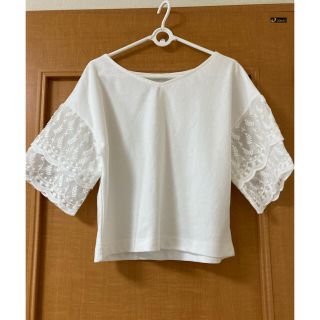 ジーユー(GU)のGU 袖フリルTシャツ(Tシャツ(半袖/袖なし))