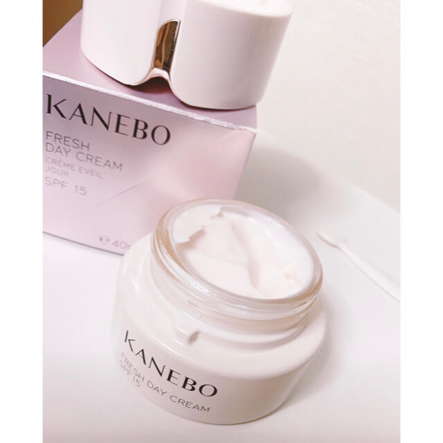 Kanebo(カネボウ)のKANEBO カネボウ フレッシュ デイ クリーム 40ml コスメ/美容のスキンケア/基礎化粧品(フェイスクリーム)の商品写真