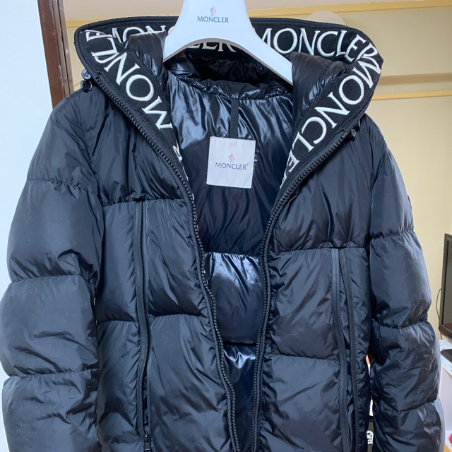 おすすめ】 最終 新古品 MONCLER モンクレール ダウン 140 モンクレー