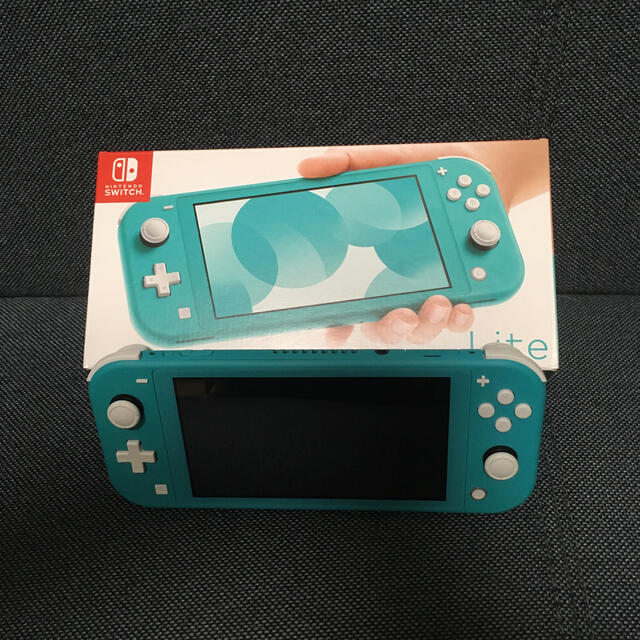 Nintendo Switch(ニンテンドースイッチ)の(極美品) Nintendo Switch Lite エンタメ/ホビーのゲームソフト/ゲーム機本体(家庭用ゲーム機本体)の商品写真