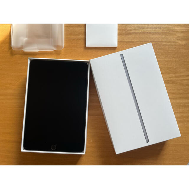 Apple(アップル)のiPad mini5 Wi-Fi Cellular 64GB simフリー　 スマホ/家電/カメラのPC/タブレット(タブレット)の商品写真