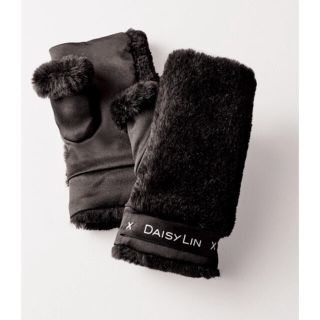 フォクシー(FOXEY)のお値下げ‼️Daisy Lin Love Fur Gloves (Black )(手袋)