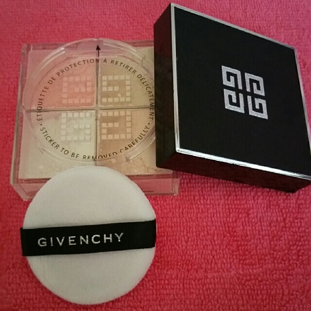 GIVENCHY(ジバンシィ)のGIVENCHYのフェイスパウダー♯07 コスメ/美容のベースメイク/化粧品(フェイスパウダー)の商品写真