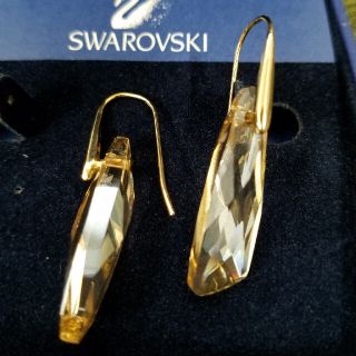 スワロフスキー(SWAROVSKI)のスワロフスキーピアス(ピアス)