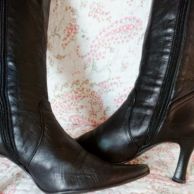👢merci様専用🍀美品ロングブーツ黒 22cm👢 レディースの靴/シューズ(ブーツ)の商品写真