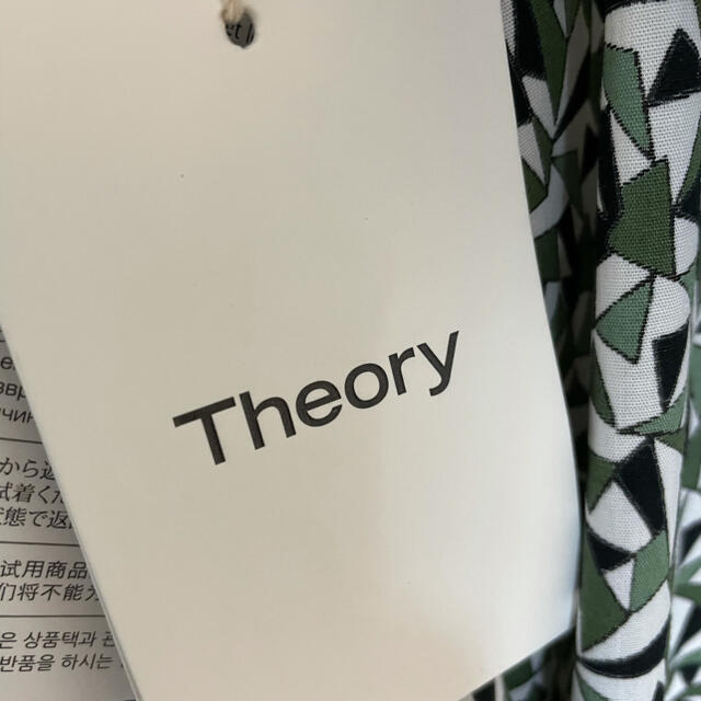 theory(セオリー)の新品　theory メンズ　シャツ　M メンズのトップス(シャツ)の商品写真