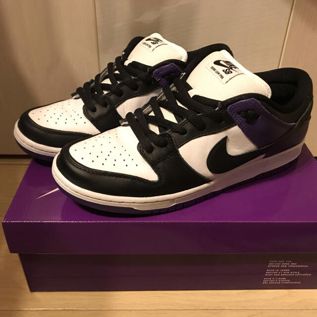 NIKE(ナイキ)のNIKE SB DUNK LOW court purple 27.5cm メンズの靴/シューズ(スニーカー)の商品写真