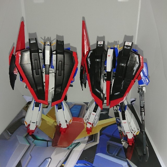 BANDAI(バンダイ)のRGとHG Ζガンダム(1/144) エンタメ/ホビーのおもちゃ/ぬいぐるみ(模型/プラモデル)の商品写真