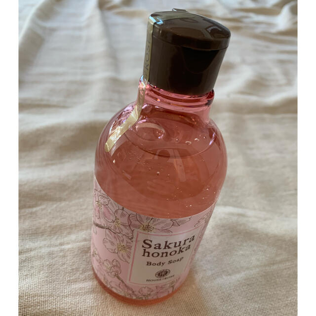 HOUSE OF ROSE(ハウスオブローゼ)のHOUSEOFROSE ボディソープ　桜ほの香　300mL コスメ/美容のボディケア(ボディソープ/石鹸)の商品写真