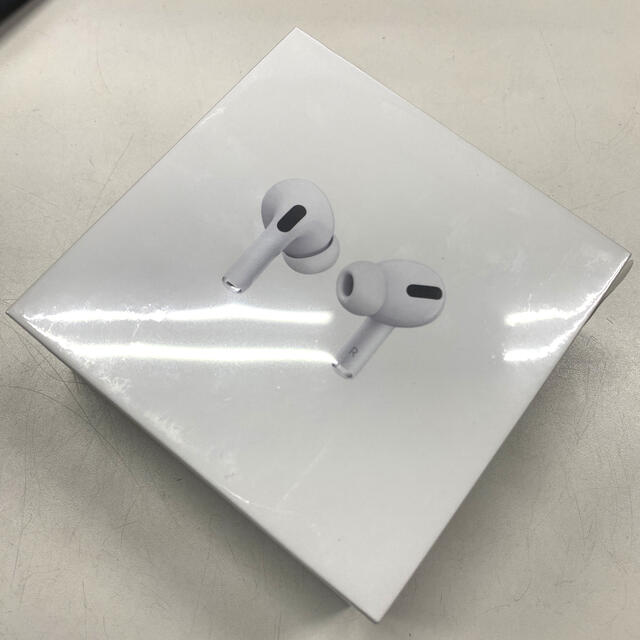 Apple(アップル)の正規品 Apple AirPods Pro MWP22J/A スマホ/家電/カメラのオーディオ機器(ヘッドフォン/イヤフォン)の商品写真