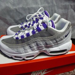 ナイキ(NIKE)のNIKE AIR MAX 95 LV8 AO2450-101(スニーカー)