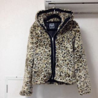 ギルフィー(GILFY)のギルフィー♡ヒョウ柄アウター(毛皮/ファーコート)