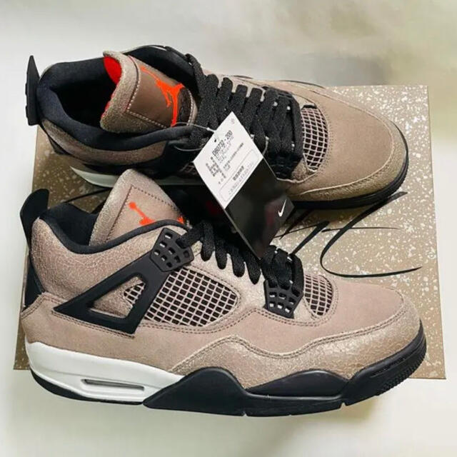 NIKE AIR JORDAN 4 "TAUPE HAZE"