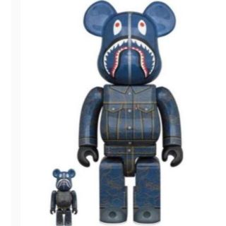 BE@RBRICK LEVI'S BAPE ベアブリック リーバイス 400%(キャラクターグッズ)