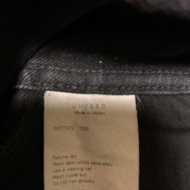UNUSED(アンユーズド)のunused ブラックデニム　カットオフ メンズのパンツ(デニム/ジーンズ)の商品写真