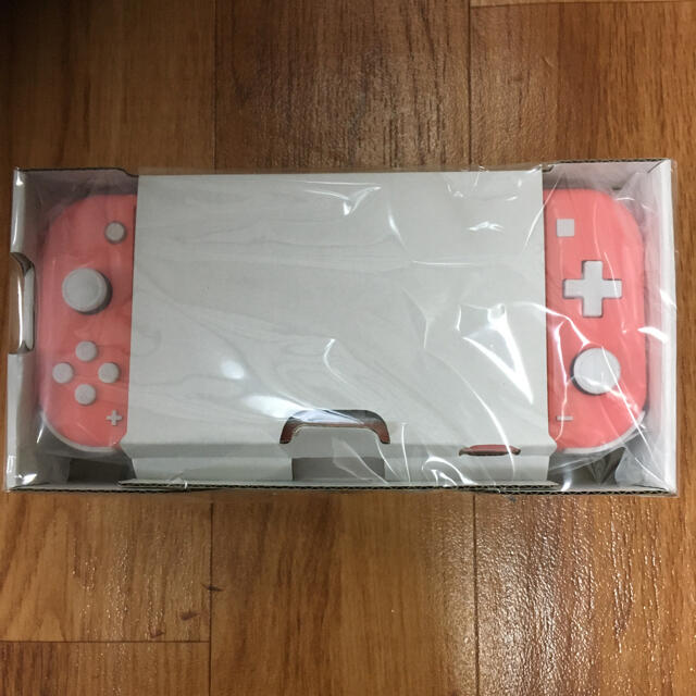 Nintendo Switch  LITE コーラル