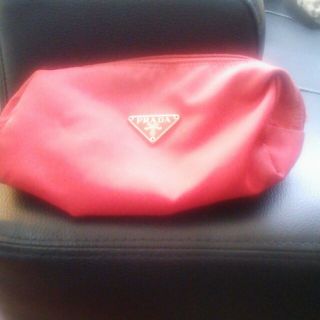 プラダ(PRADA)の☆PRADA本物ポーチ☆レッド(ポーチ)