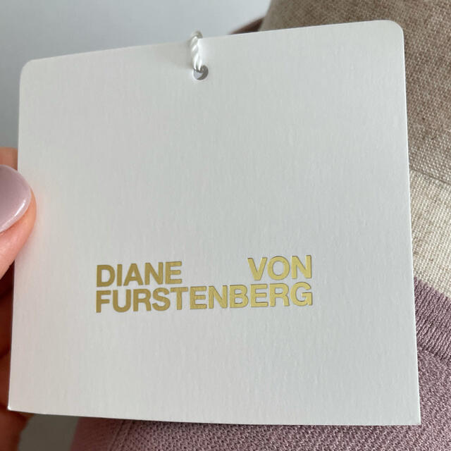 DIANE von FURSTENBERG(ダイアンフォンファステンバーグ)のDVF ダイアンフォンファステンバーグ　ワンピース　ラップワンピ　ピンク　新品 レディースのワンピース(ひざ丈ワンピース)の商品写真