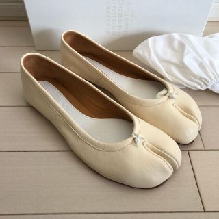 マルタンマルジェラ(Maison Martin Margiela)の【新品未使用】36.5(23.5) メゾンマルジェラ　TABI バレエシューズ(バレエシューズ)