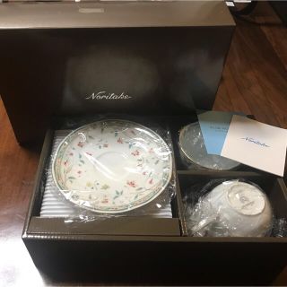 ノリタケ(Noritake)のノリタケ　花更紗　ティーカップペアセット(食器)