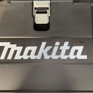 マキタ(Makita)のマキタ　充電式インパクトドライバ(工具/メンテナンス)