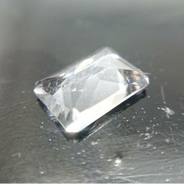 ペタライト  1.6ct  ルース857