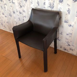 カッシーナ(Cassina)の新品同様美品 カッシーナ cab413 ダークブラウン(ダイニングチェア)