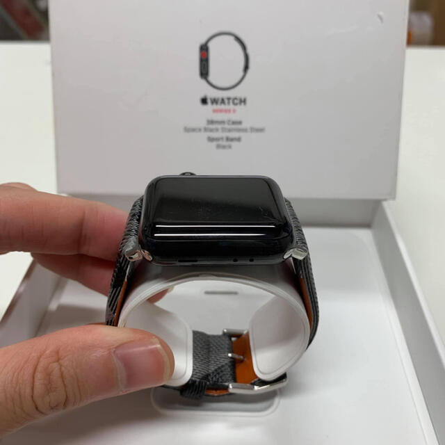 Apple Watch(アップルウォッチ)のApple Watch series3 黒ステンレス アップルウォッチ セルラー スマホ/家電/カメラのスマートフォン/携帯電話(スマートフォン本体)の商品写真