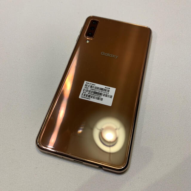 Galaxy(ギャラクシー)のGalaxy A7 SM-A750C Gold スマホ/家電/カメラのスマートフォン/携帯電話(スマートフォン本体)の商品写真