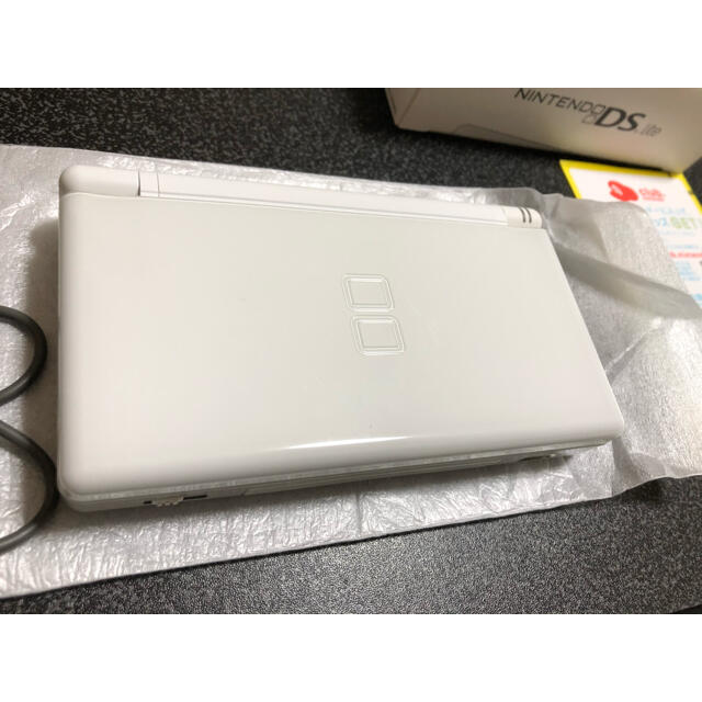 ニンテンドーDS(ニンテンドーDS)のNINTENDO DS Lite エンタメ/ホビーのゲームソフト/ゲーム機本体(家庭用ゲーム機本体)の商品写真