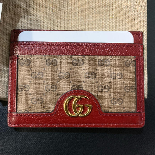 Gucci(グッチ)のGUCCI ドラえもん　限定ウシえもん　新品　カードケース　名刺入れ レディースのファッション小物(名刺入れ/定期入れ)の商品写真