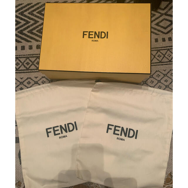 FENDI(フェンディ)のFENDI メッシュサンダル レディースの靴/シューズ(サンダル)の商品写真