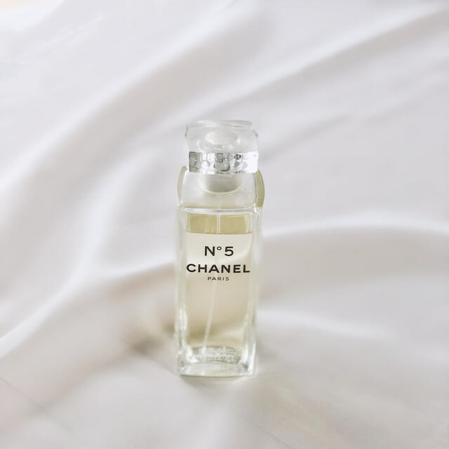 CHANEL(シャネル)の【値下げ】シャネル NO.5 オープルミエール大容量150ml（CHANEL） コスメ/美容の香水(香水(女性用))の商品写真