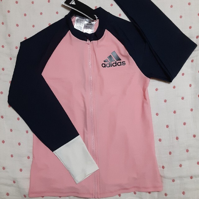 adidas 【未使用】adidasラッシュガード160ｶﾞｰﾙｽﾞの通販 by Camellia oil's shop｜アディダスならラクマ