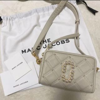 Marc Jacobs マークジェイコブス ザ キルテッド ソフトショット17 ウィズ パールの通販 ラクマ