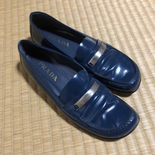 プラダ(PRADA)のプラダ　ローファー　靴　シャネル　エルメス　ルイヴィトン(ローファー/革靴)