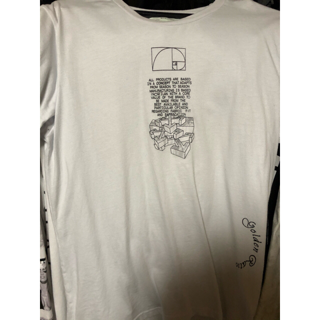 OFF-WHITE(オフホワイト)の【本日限定大幅値下げ】off-white tシャツ  メンズのトップス(Tシャツ/カットソー(半袖/袖なし))の商品写真
