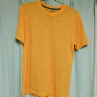 ナイキ(NIKE)のスポーツにはこれ！！NIKE 夏色カラー(Tシャツ/カットソー(半袖/袖なし))