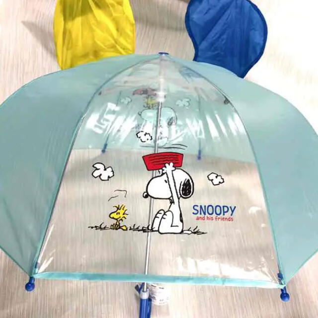 SNOOPY(スヌーピー)の早い者勝ち❗️ 新品　未使用　キャラクター　グラスファイバー骨　傘 キッズ/ベビー/マタニティのこども用ファッション小物(傘)の商品写真