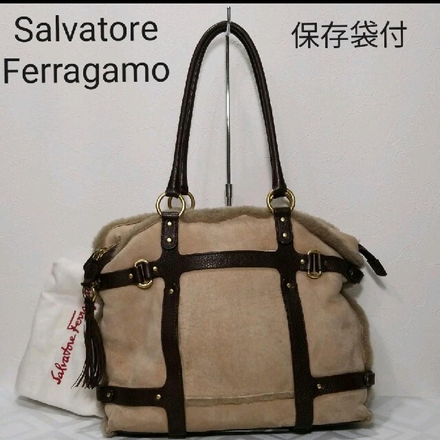 Salvatore Ferragamo(サルヴァトーレフェラガモ)の専用Ferragamo　ウールボアスエードトートバッグ　レザー桜色ベージュ レディースのバッグ(トートバッグ)の商品写真