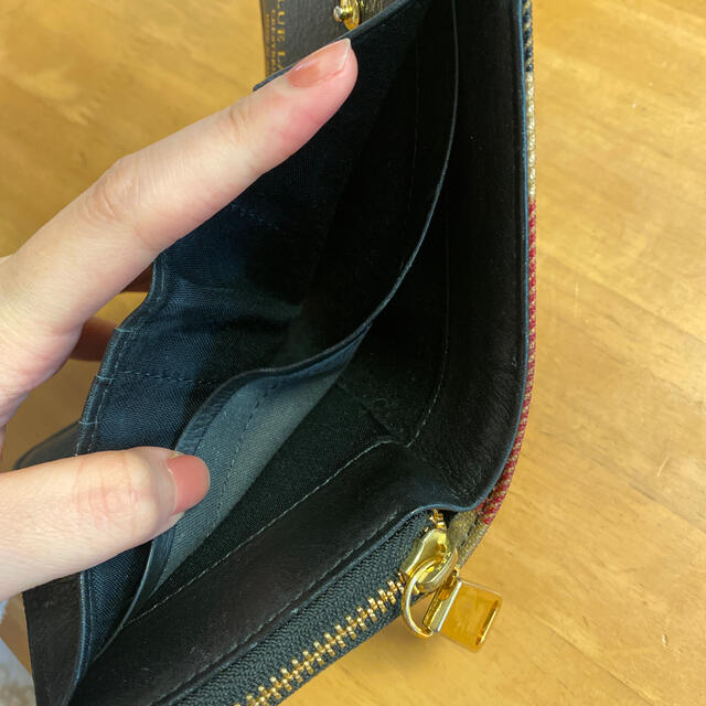 BURBERRY BLUE LABEL(バーバリーブルーレーベル)のブルーレーベルクレストブリッジ　財布 レディースのファッション小物(財布)の商品写真