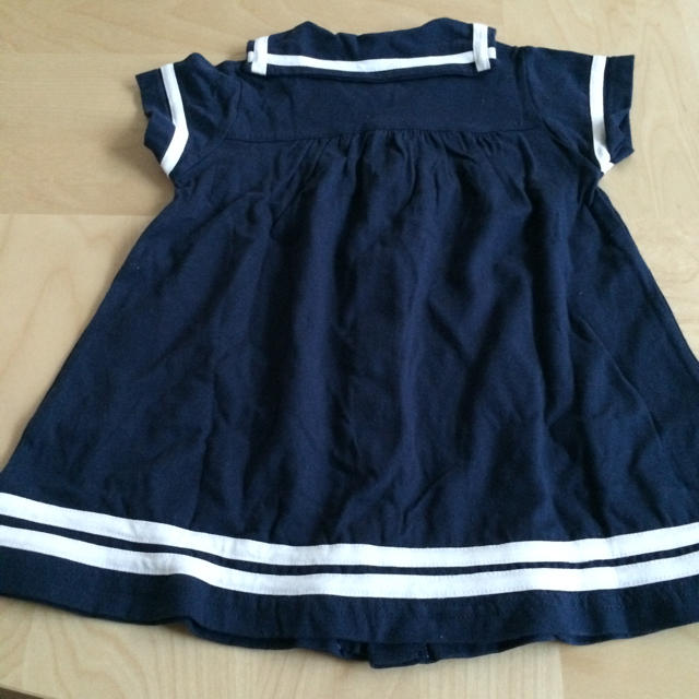 I♡papa&mama新品ワンピース キッズ/ベビー/マタニティのキッズ服女の子用(90cm~)(ワンピース)の商品写真