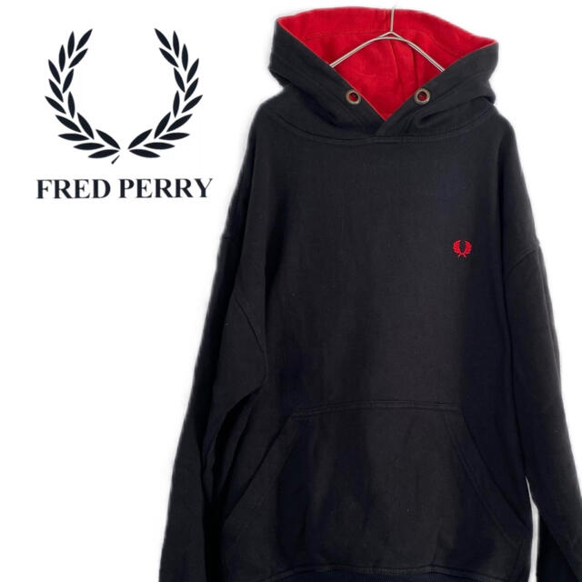 FRED PERRY(フレッドペリー)のFRED PERRYフレッドペリー　パーカーブラック　メンズLサイズ メンズのトップス(パーカー)の商品写真