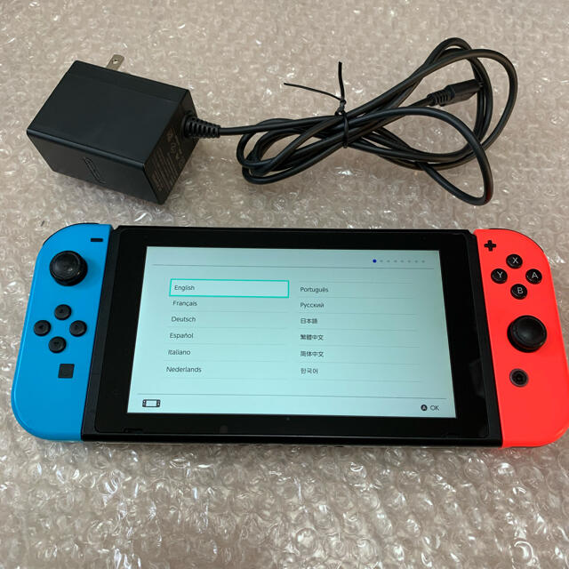 本体　Joy-Con アダプタ　ニンテンドー Nintendo Switch通常版色