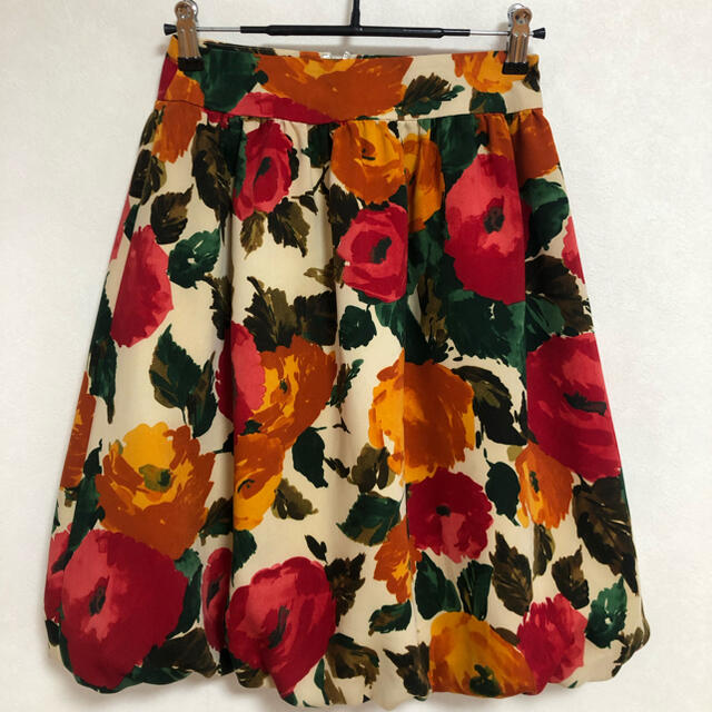 M'S GRACY(エムズグレイシー)の美品 M'S GRACY エムズグレイシー 花柄スカート レディースのスカート(ひざ丈スカート)の商品写真